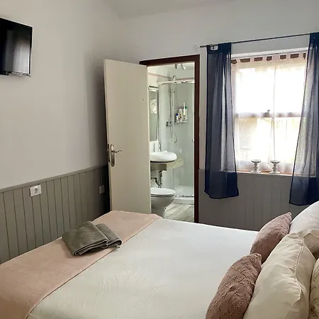 Gasthof La Casita De Palmas Vv