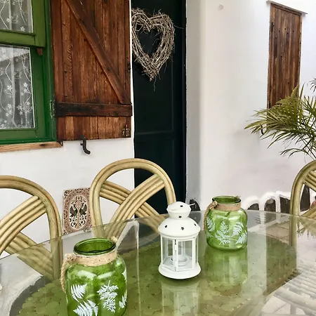 Gasthof La Casita De Palmas Vv